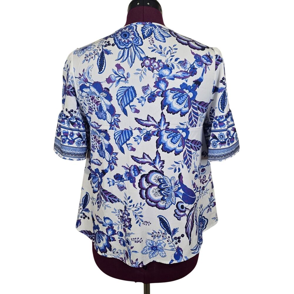 Women's C+D+M Blue Floral Short Sleeve Blouse | Size Large - Picture 3 of 11